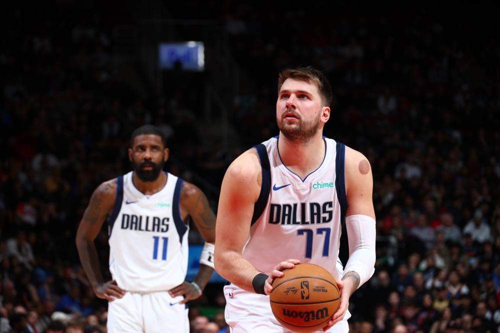 现显然不只 现显然不只