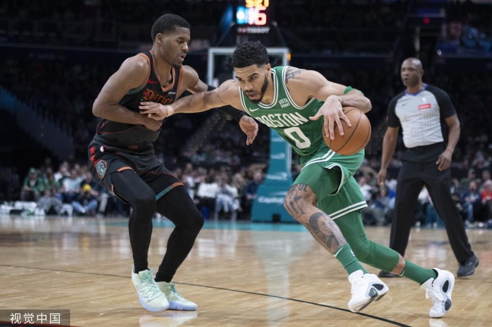 亚洲杯上 亚洲杯上